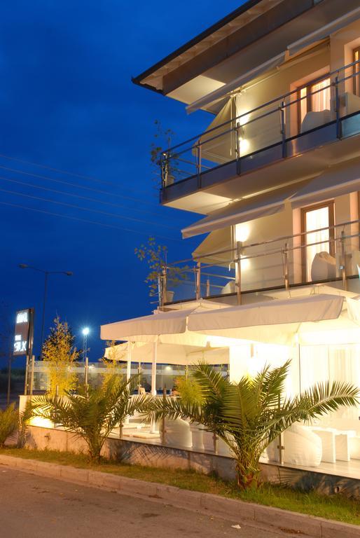The Silk Hotel Paralía Exteriör bild